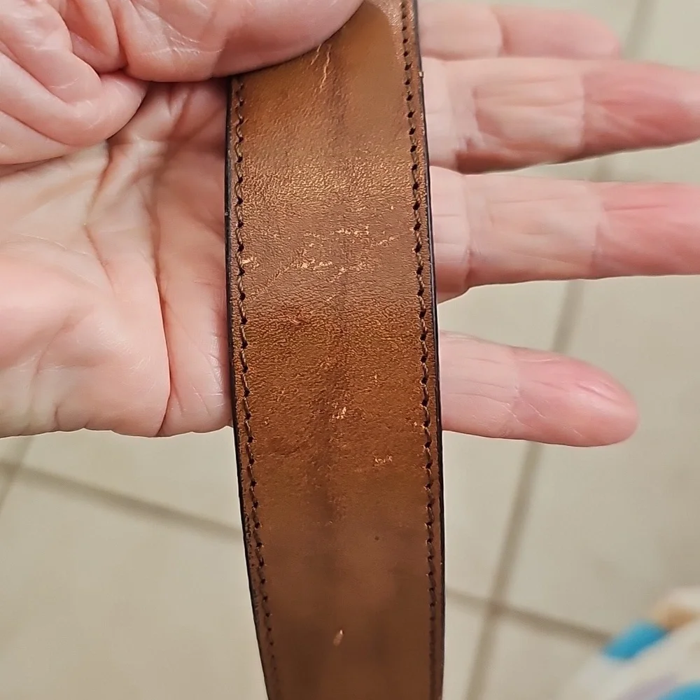 Vintage Brown Leather Belt with Gold‎ Buckle By DUNDEE Size 30